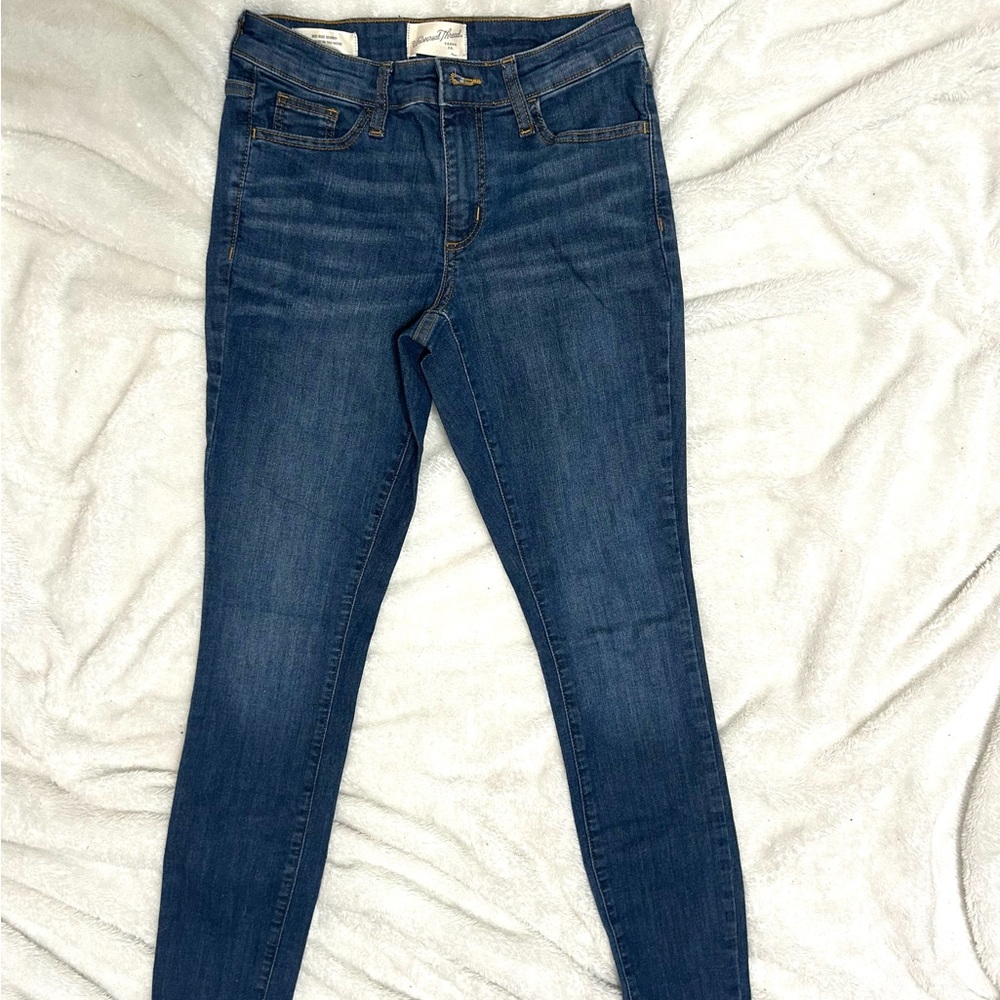 Universal Thread Blue Skinny Jeans